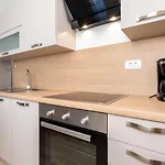 Апартаменты Jelena *